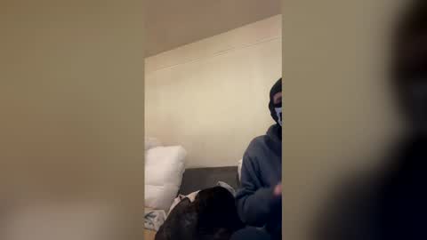 smallcock1406 online show from February 9, 7:24 am