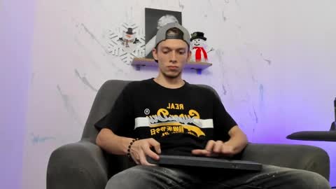 Snapshot of smitgrey chatting on January 10, 8:37 pm SMIT online show from January 10, 8:37 pm