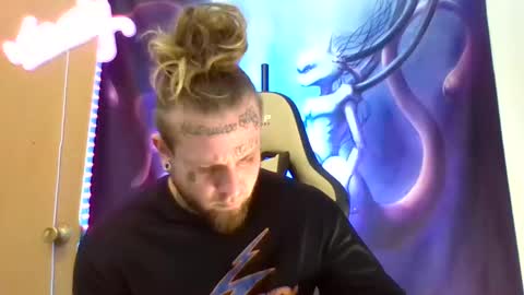 smoke online show from March 19, 6:33 pm