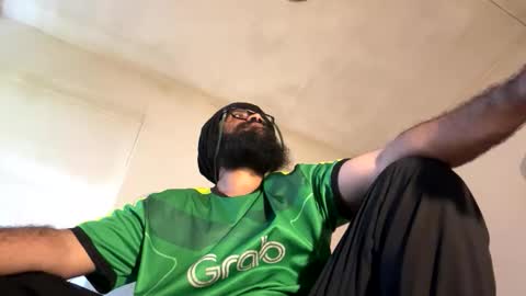 smokingorilla online show from January 6, 8:18 am