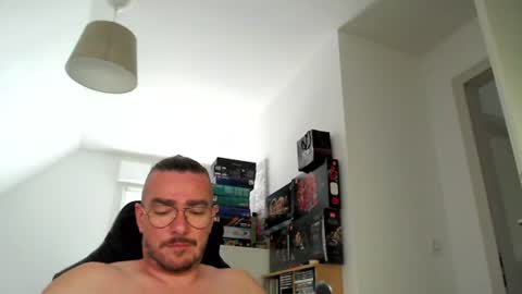 AllDayIDream online show from July 27, 1:18 pm