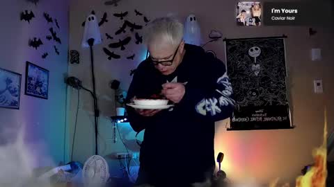 Viiscount  Snarfle Von Snarfenberg online show from December 4, 5:49 am