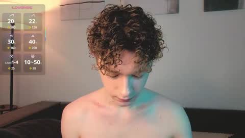 Angel online show from April 6, 8:09 pm