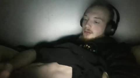 soumi854640 online show from December 1, 9:07 pm