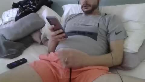 SouthernDilf online show from April 22, 3:17 pm