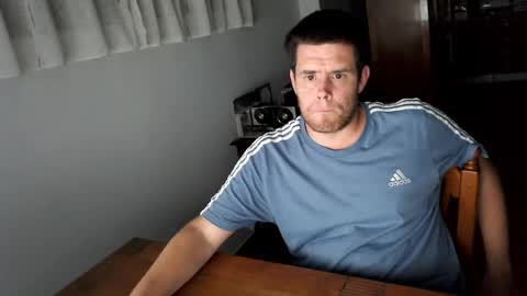 spanish online show from December 3, 9:01 pm