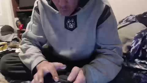 Snapshot of spazzy2 chatting on October 11, 9:13 am spazzy2 online show from October 11, 9:13 am