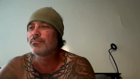 specter1972 online show from November 24, 10:49 am