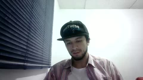 Snapshot of sperm_donor94 chatting on October 17, 2:48 am sperm_donor94 online show from October 17, 2:48 am