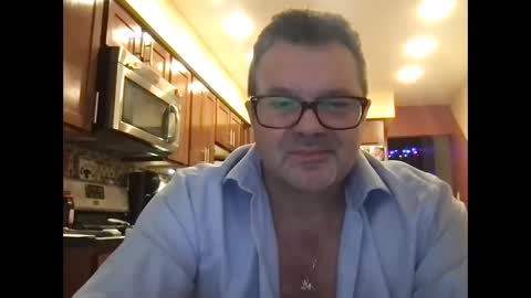 Snapshot of spike69old chatting on December 29, 8:26 pm spike69old online show from December 29, 8:26 pm