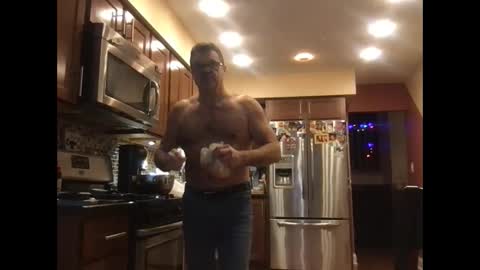 Snapshot of spike69old chatting on December 31, 5:29 pm spike69old online show from December 31, 5:29 pm