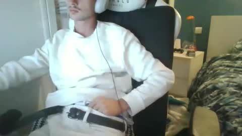 spirarmage online show from April 19, 8:33 pm