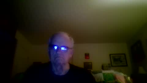 spongebobpineapple70 online show from June 2, 3:18 am