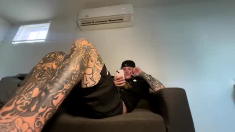 Keepscrolling online show from March 26, 10:25 pm