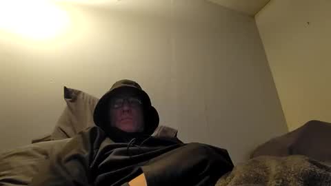 squeeze_it_out online show from December 14, 8:27 pm