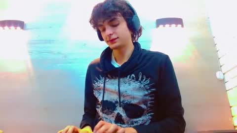 ethan online show from January 15, 3:47 pm