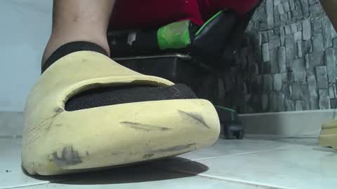 sr master cum its my old account online show from November 6, 11:30 pm