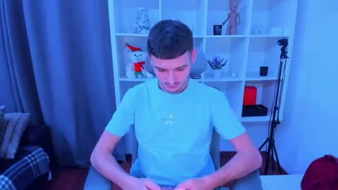 STAS online show from December 15, 8:28 pm