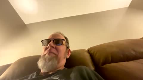 steel259373 online show from September 20, 11:05 pm