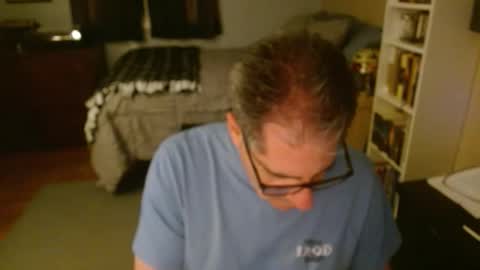 stephenhal9 online show from February 20, 2:41 am