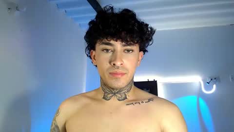 Daniel Steven Navarro online show from March 16, 2:51 am