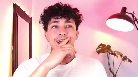 Daniel Steven Navarro online show from April 6, 5:36 pm