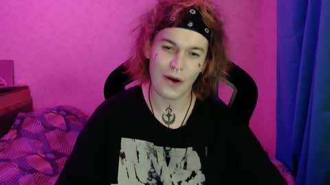 Steve online show from October 31, 4:54 pm