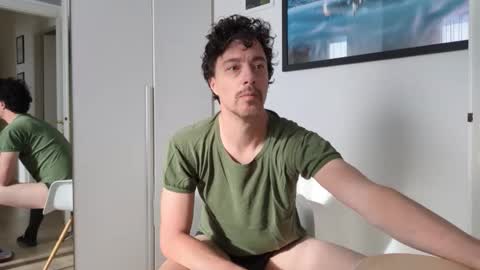 Snapshot of sti270452 chatting on October 27, 1:24 pm Jenk online show from October 27, 1:24 pm