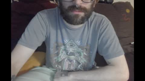 stickywhiteslime online show from April 3, 9:06 am