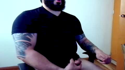 stiven253958 online show from April 15, 5:46 pm