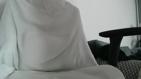 Snapshot of stivglatpik chatting on October 19, 2:31 pm stivglatpik online show from October 19, 2:31 pm