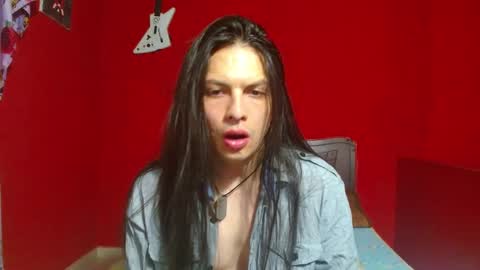 stivnhot online show from March 2, 12:09 am