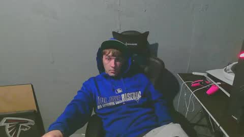 Snapshot of stonedpanda77 chatting on December 8, 5:50 am stonedpanda77 online show from December 8, 5:50 am