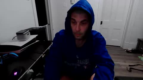 stonedpanda77 online show from May 5, 11:49 pm