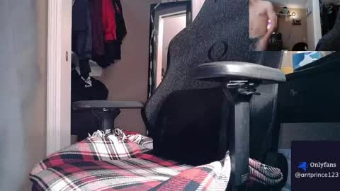 stoner394 online show from April 13, 11:27 pm