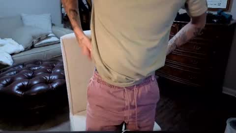 str8whiteboy21 online show from June 22, 5:35 am