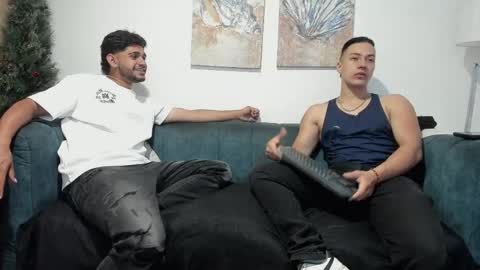 straight__friends online show from April 5, 2:46 pm