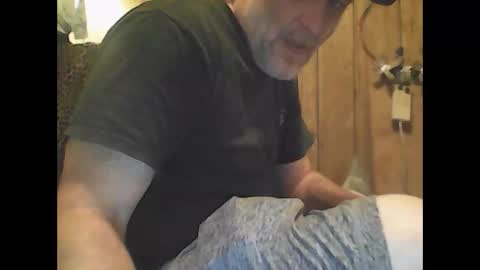 straightmaletouse online show from April 13, 1:50 am