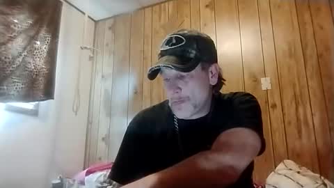 Snapshot of straighttoy chatting on February 20, 8:47 pm straighttoy online show from February 20, 8:47 pm
