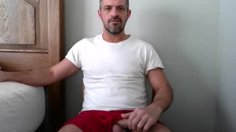 strangeratnight87 online show from November 4, 3:35 pm