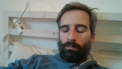 stroke1 online show from January 12, 7:32 am