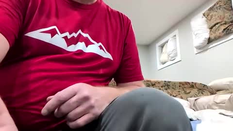 Cumallcumnow online show from April 3, 4:31 am