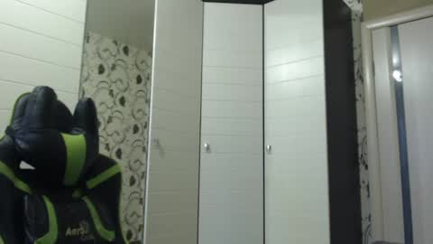 Alex online show from February 15, 2:11 pm