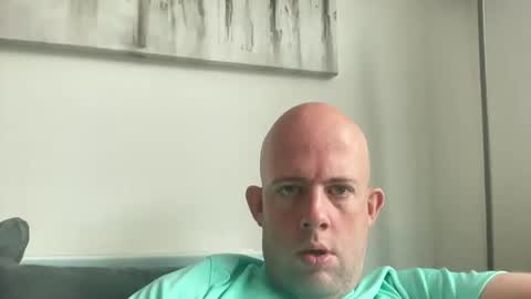 stuart_scotland online show from July 7, 9:35 am