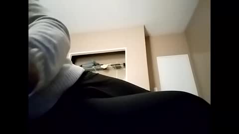 suavecito123828379 online show from October 6, 3:17 pm