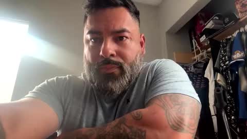 suavecito67 online show from November 8, 4:32 pm