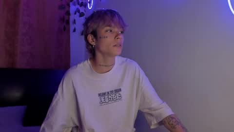 nico online show from April 17, 5:26 pm