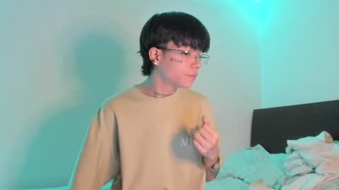 nico online show from December 13, 2:16 pm