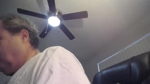 subswitchuser online show from September 14, 4:53 pm