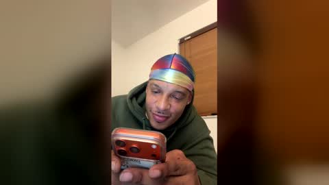 succafreeswag online show from April 9, 4:10 am